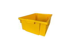 Plastmasist suur kast LEO