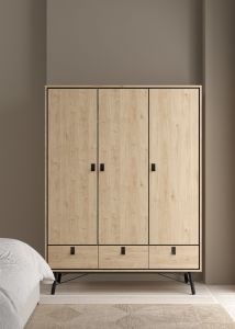 Riidekapp Ry, 86011 Jacksoni tamm